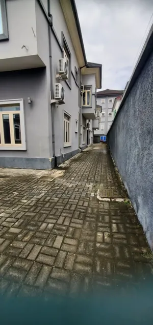 2bdrm Apartment in Osapa london for rent