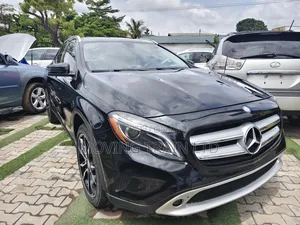Mercedes-Benz GLA 250 2016 Black