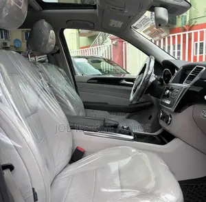 Mercedes-Benz M Class ML350 4dr SUV (3.5L 6cyl 7A) 2015 Gray