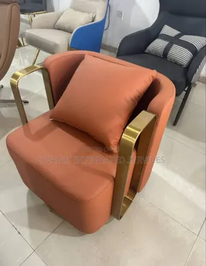 Single Sofa With Iron Hand Rest