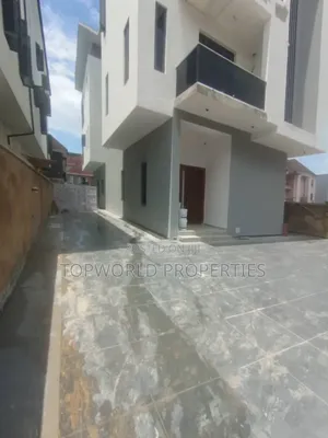 5bdrm Duplex in Ikeja Gra for sale