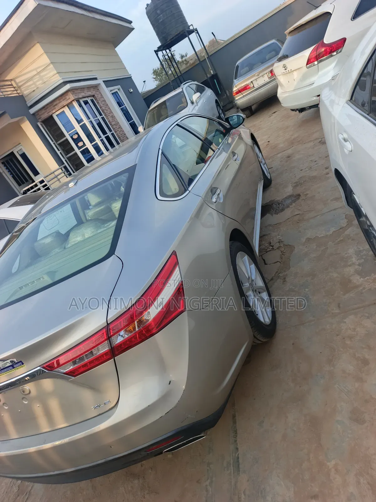 Toyota Avalon 2013 Gold