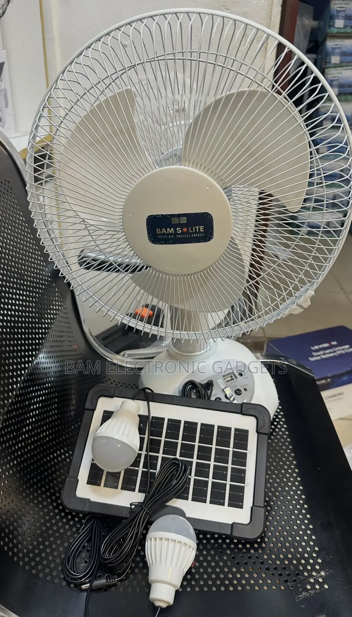 12inch Rechargeable Solar Table Fan