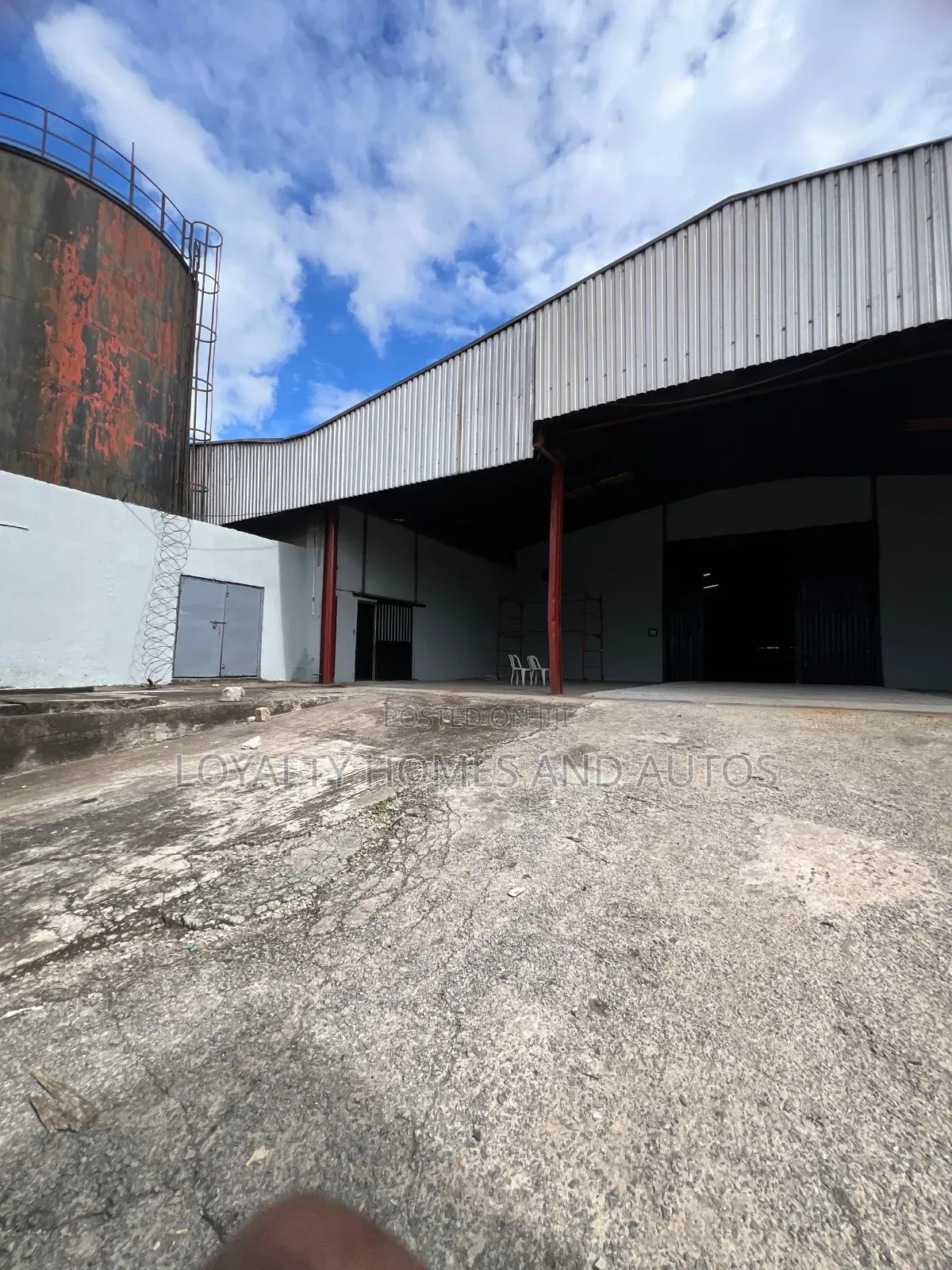 Warehouse for Lease
