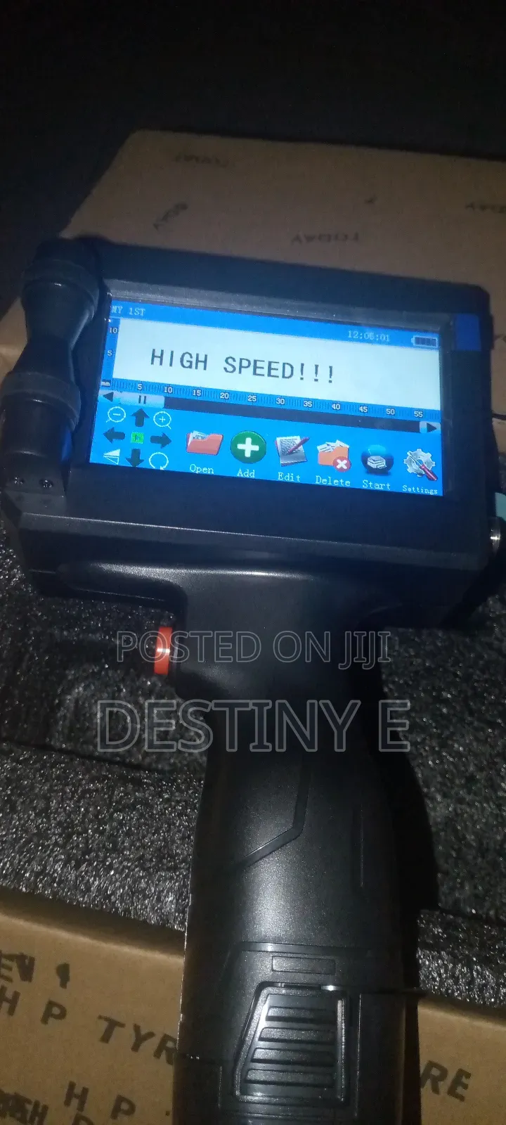 Brand New Hand Printer, Print on Almost Every Surface.