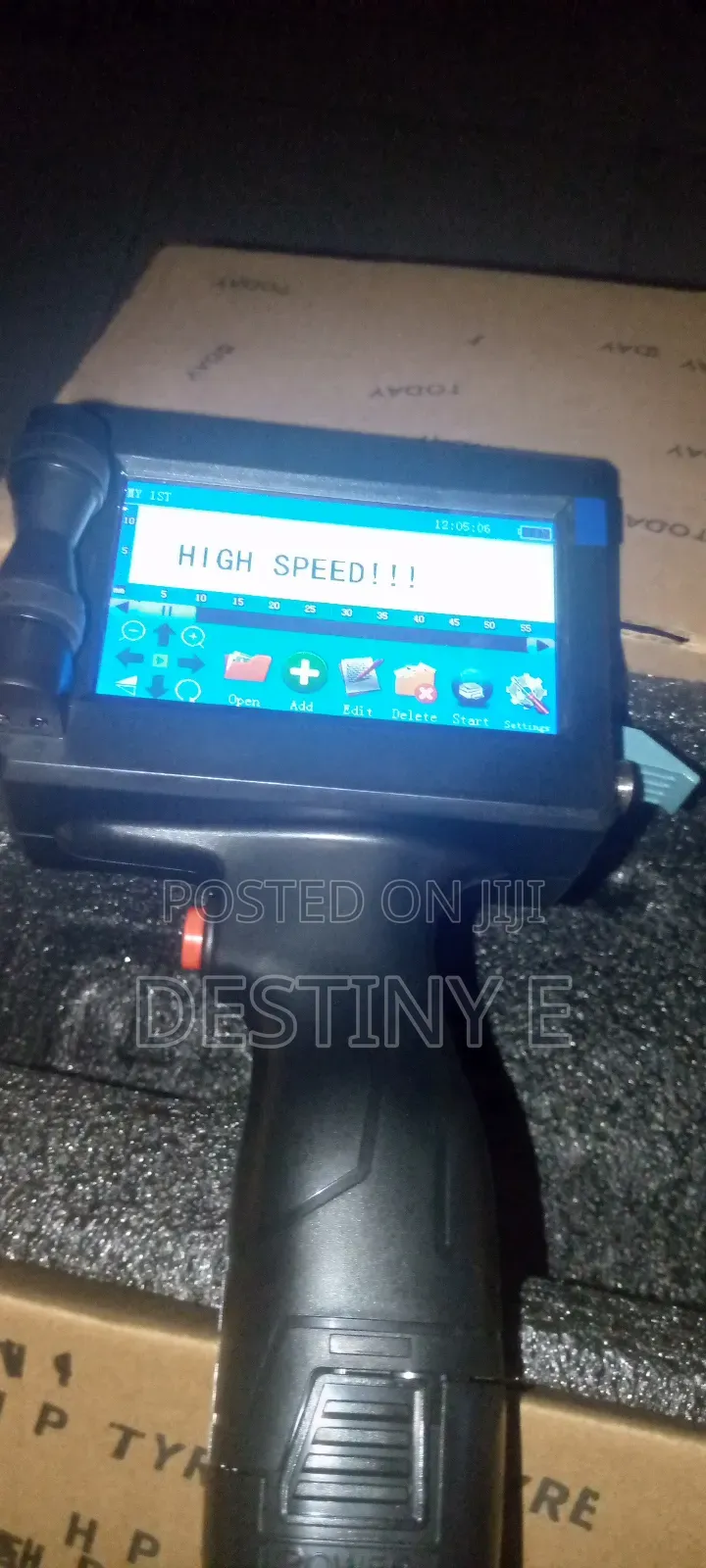 Brand New Hand Printer, Print on Almost Every Surface.