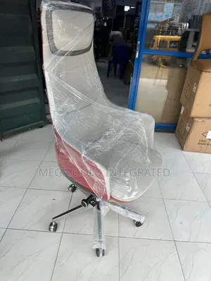 Outstanding Executive Office Swivel Chair