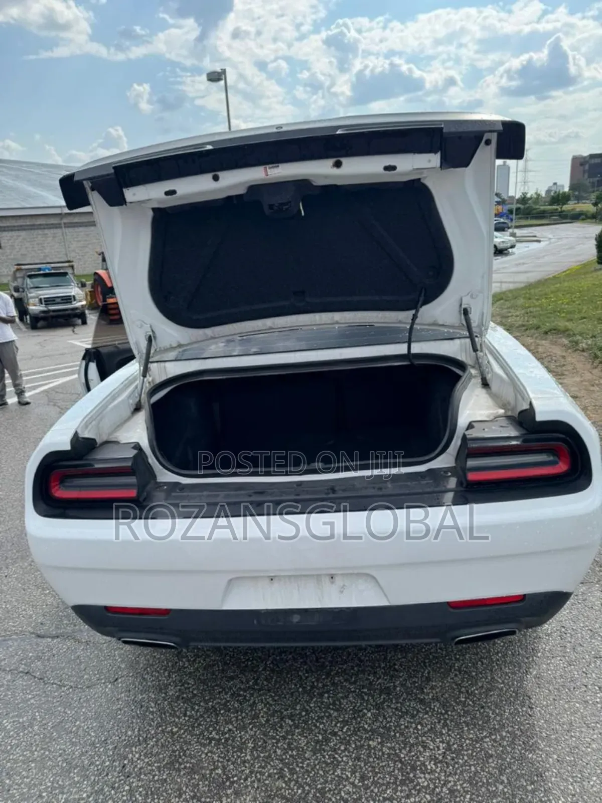 Dodge Challenger 2018 White