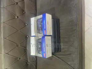 Ps4 Pro 1tb 2 Pads