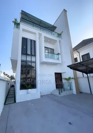 4bdrm Duplex in Ikota for sale