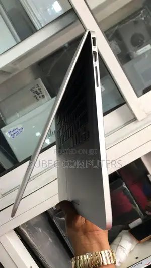Laptop Apple MacBook Pro 2015 16GB Intel Core I7 SSD 512GB