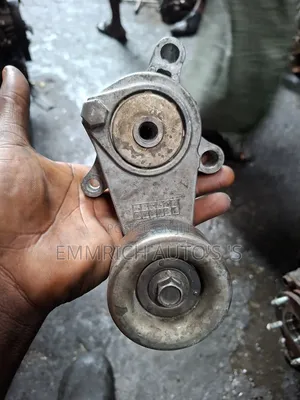 Belt Adjuster 2tr Hilux Hiace Landcruiser Prado