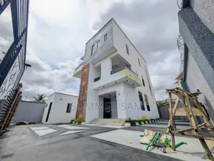 4bdrm Duplex in Ewet Housin for sale