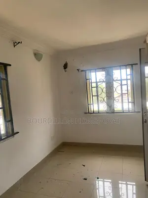 3bdrm Duplex in Lekki County Road for rent