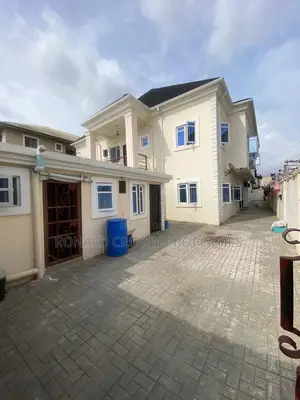 3bdrm Block of Flats in Ago Palace for sale