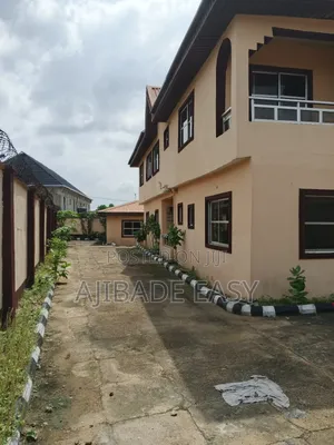 9bdrm Block of Flats in Ayobo for sale