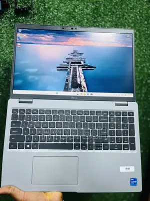 Laptop Dell Latitude 5520 16GB Intel Core i5 SSD 512GB