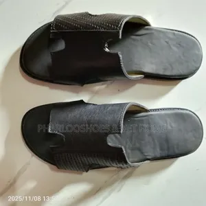 Men Brown Slippers