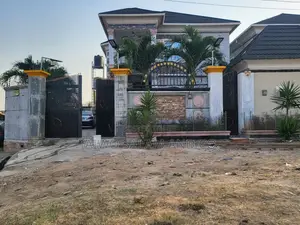 4bdrm Duplex in Akala Express for sale