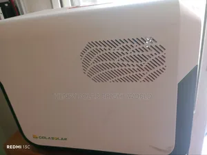 Cola 3600 Solar Generator