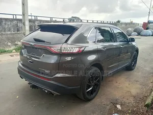 Ford Edge Titanium 4dr AWD 2017 Gray