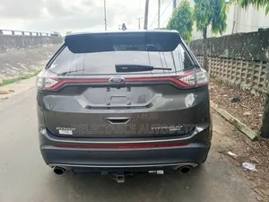 Ford Edge Titanium 4dr AWD 2017 Gray