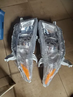 Headlamp for Highlander 2012