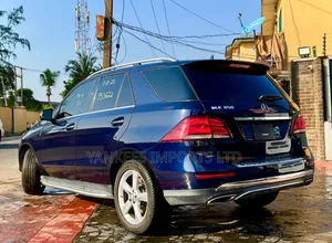 Mercedes-Benz GLE-Class GLE 350 2016 Blue