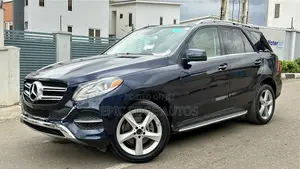 Mercedes-Benz GLE-Class GLE 350d 4MATIC 2017 Blue