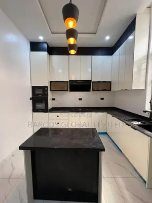 4bdrm Duplex in Lekki Phase 2 for sale