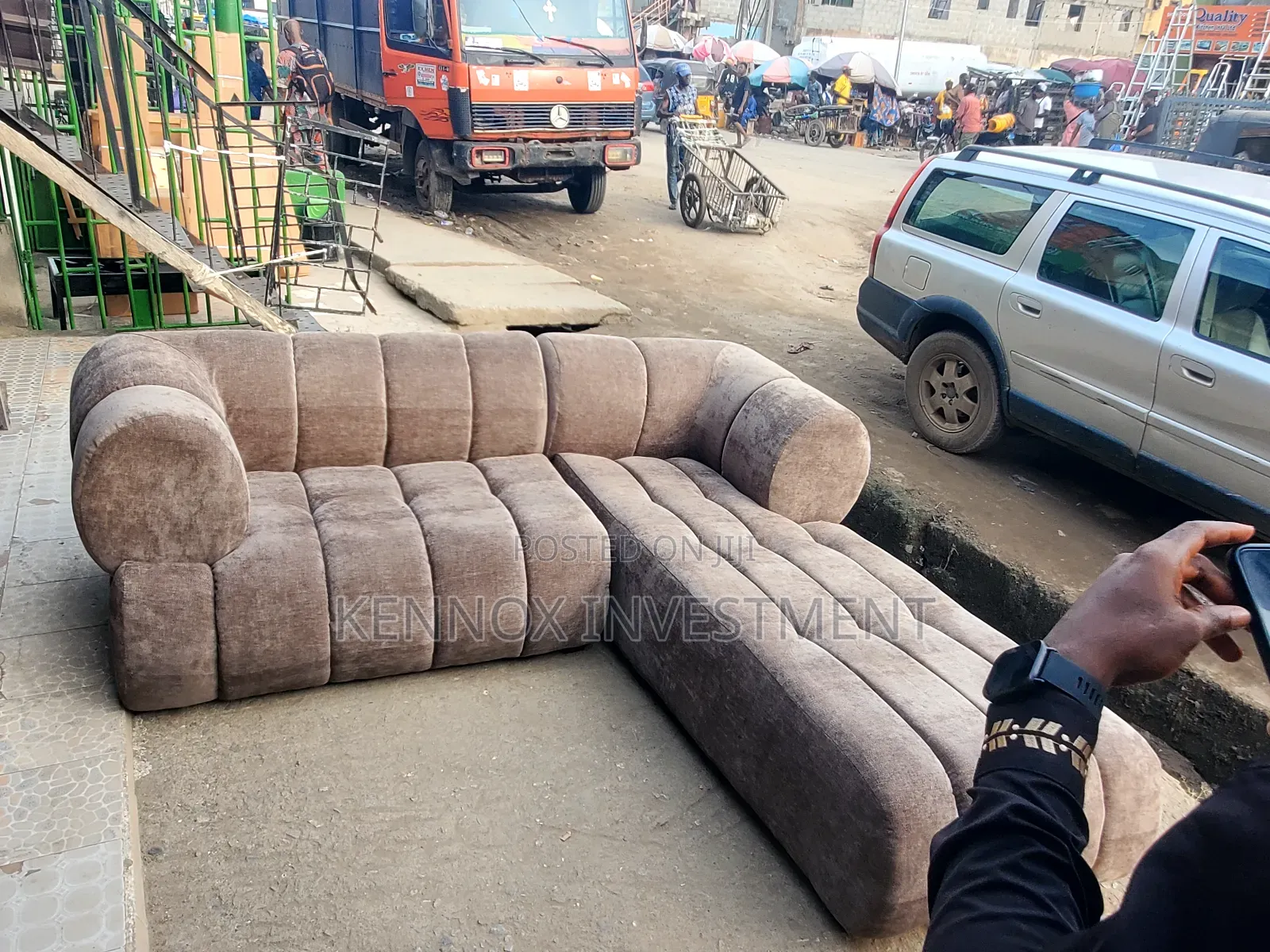 4 Seater Tranquil L Shape Sofa