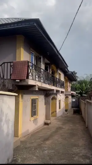 12bdrm House in Onikolobo, Abeokuta South for sale