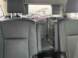 Toyota Highlander Limited 4dr SUV (3.5L 6cyl 6A) 2015 White