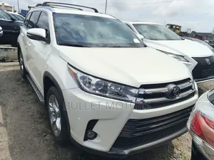 Toyota Highlander Limited 4dr SUV (3.5L 6cyl 6A) 2015 White