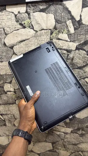Laptop HP EliteBook 840 G1 8GB Intel Core I5 HDD 500GB