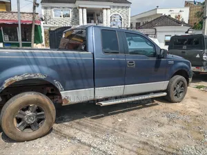 Ford F-150 Regular Cab 2005 Gray