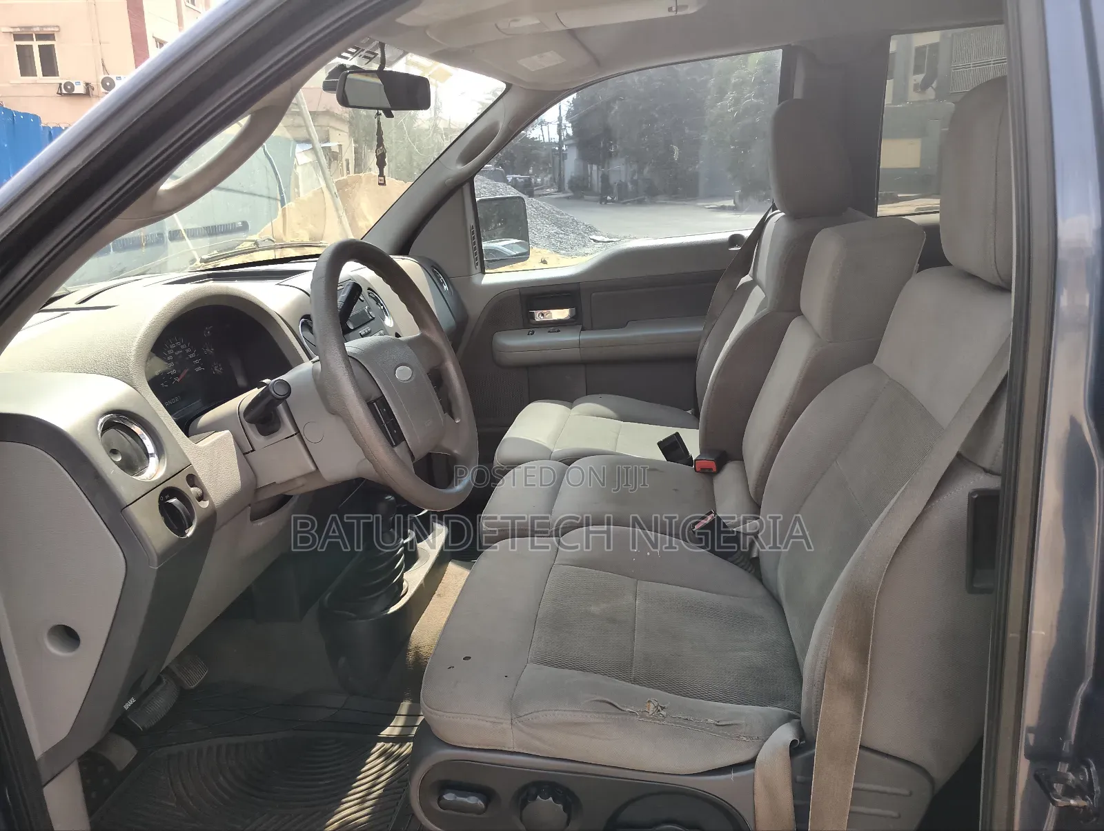 Ford F-150 Regular Cab 2005 Gray