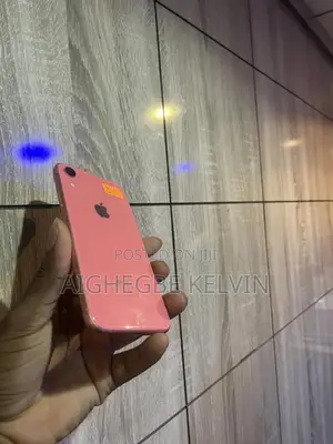 Apple iPhone XR 64 GB Orange