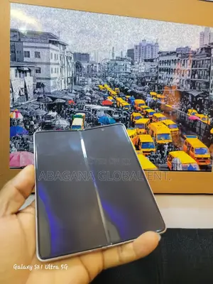 Samsung Galaxy Z Fold4 256 GB Gold