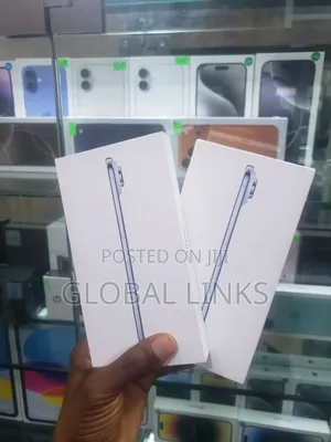 New Apple iPhone Air 256 GB Blue