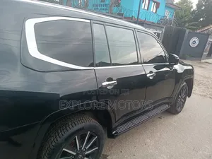 Toyota Land Cruiser 2024 Black