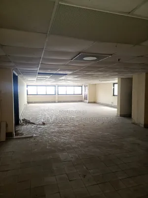 A 430 Square Meter Open Office Space for Commercial Use in Marina