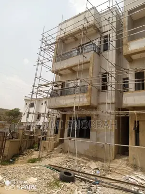 Furnished 4bdrm Townhouse/Terrace in Kenneth Minimah, Guzape District