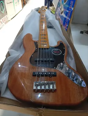 Fender Squeir Five Strings Jazz Bass Guitar