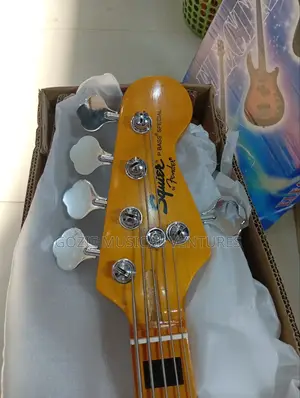 Fender Squeir Five Strings Jazz Bass Guitar