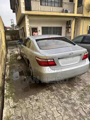 Lexus LS 460 AWD 2007 Silver