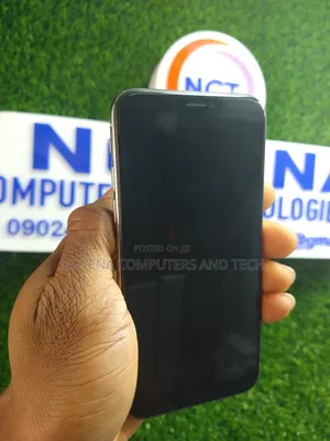 Apple iPhone X 256 GB White