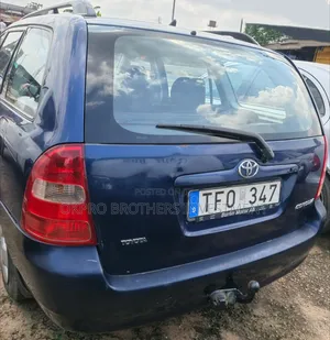 Toyota Corolla Liftback 2002 Blue