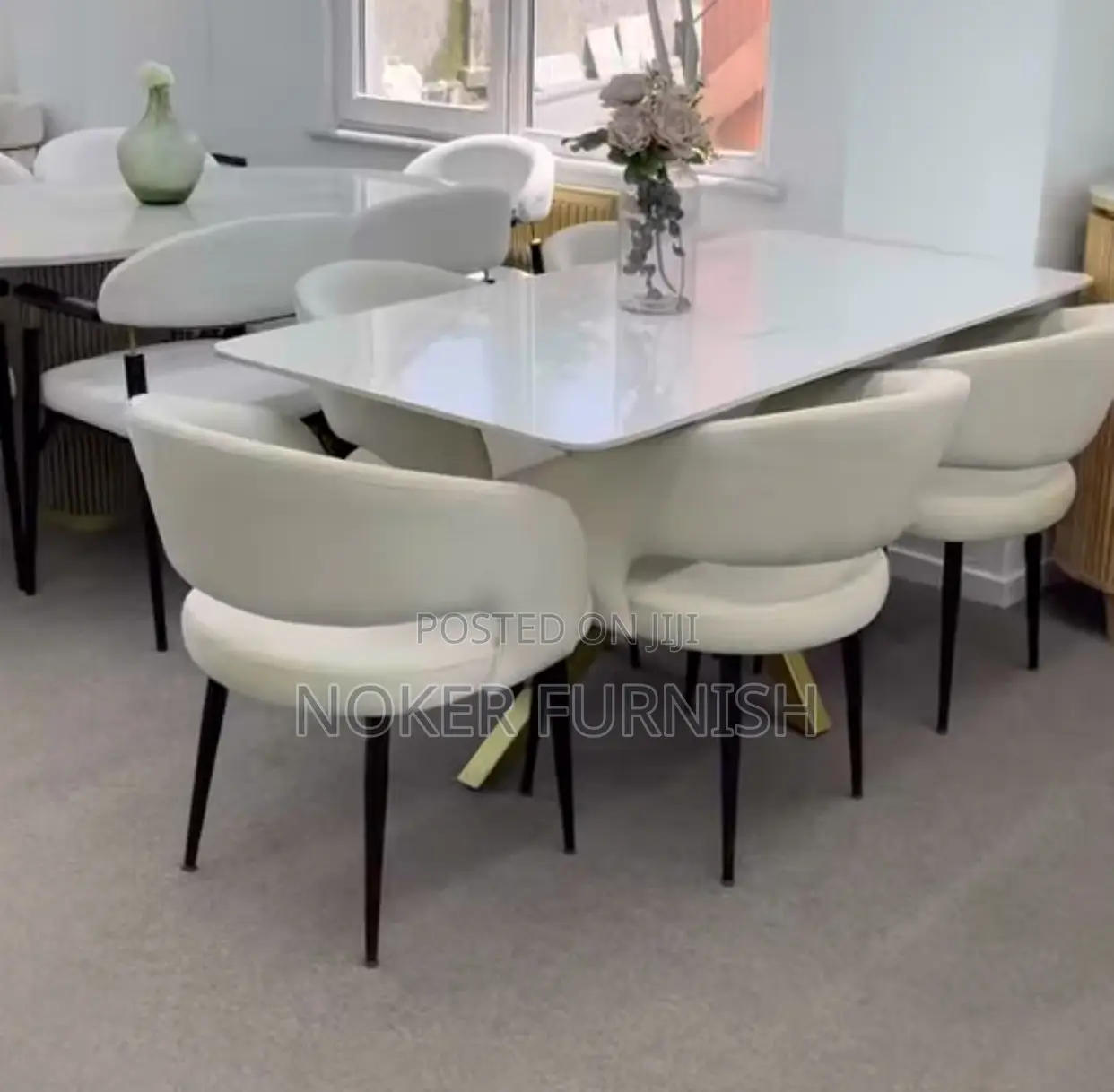 Executive Dining Table And Chairs