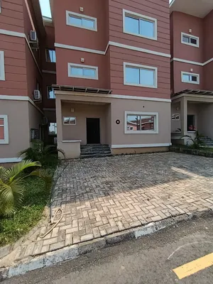 4bdrm Duplex in Life Camp for rent